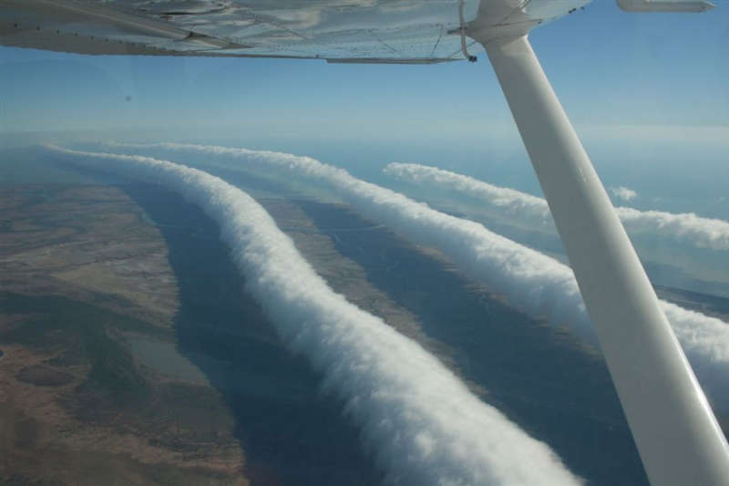 Oblaka "Utrennyaya gloriya" nad Avstraliei