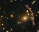 Эйбел 370: гравитационная линза скопления галактик