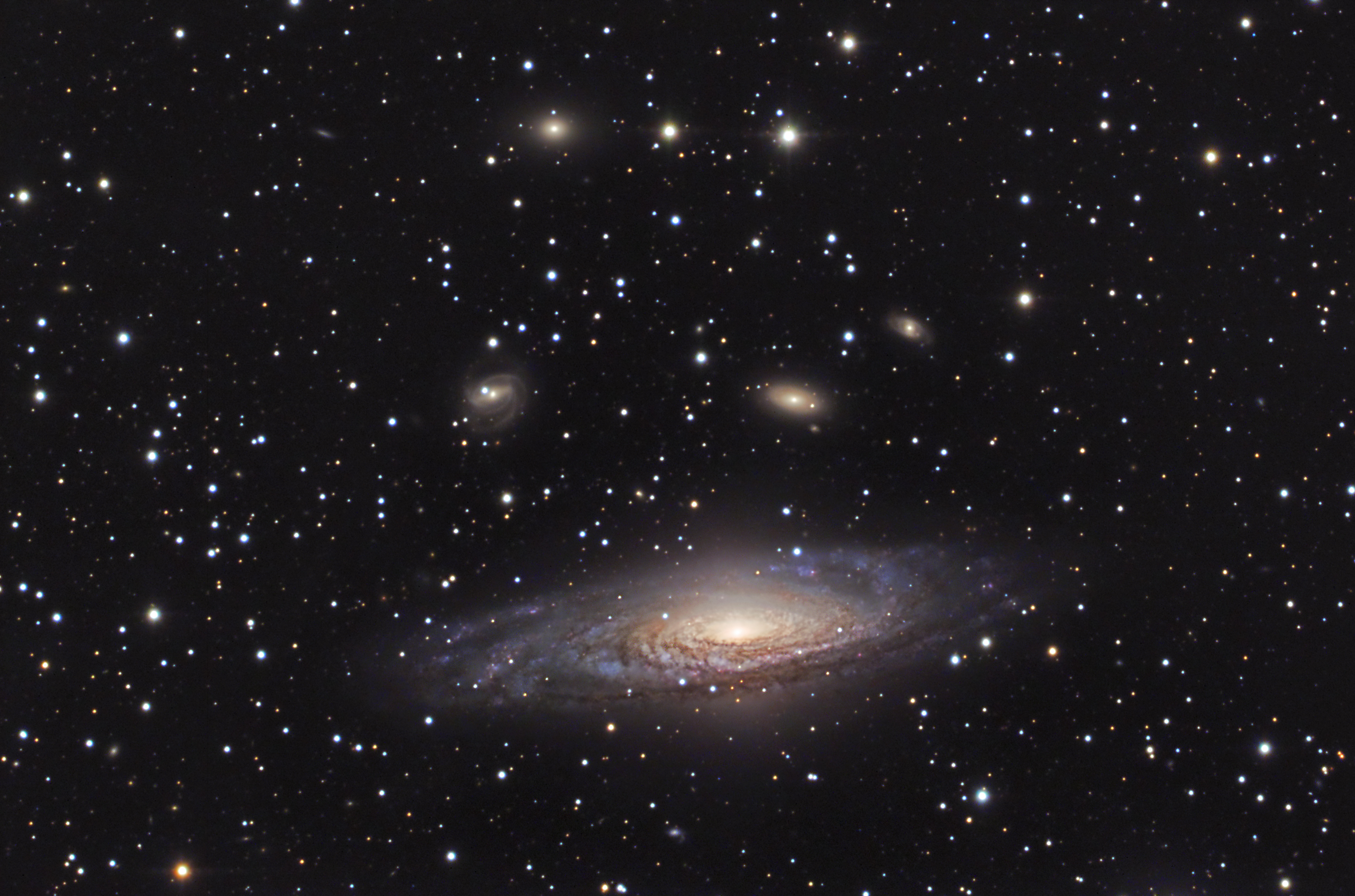 Космос Галактика NGC 7331