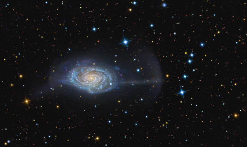 NGC 4651:   