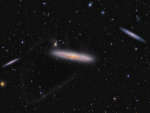 Zvezdnye potoki v NGC 4216