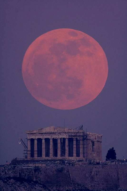 Parthenon Moon