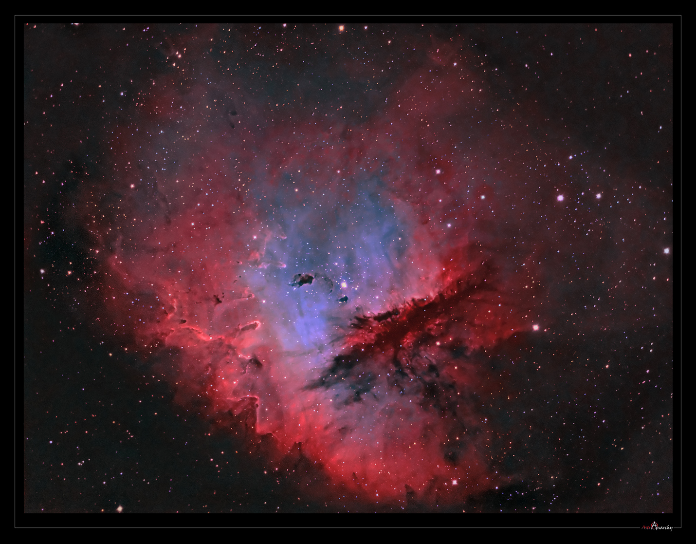  NGC 281