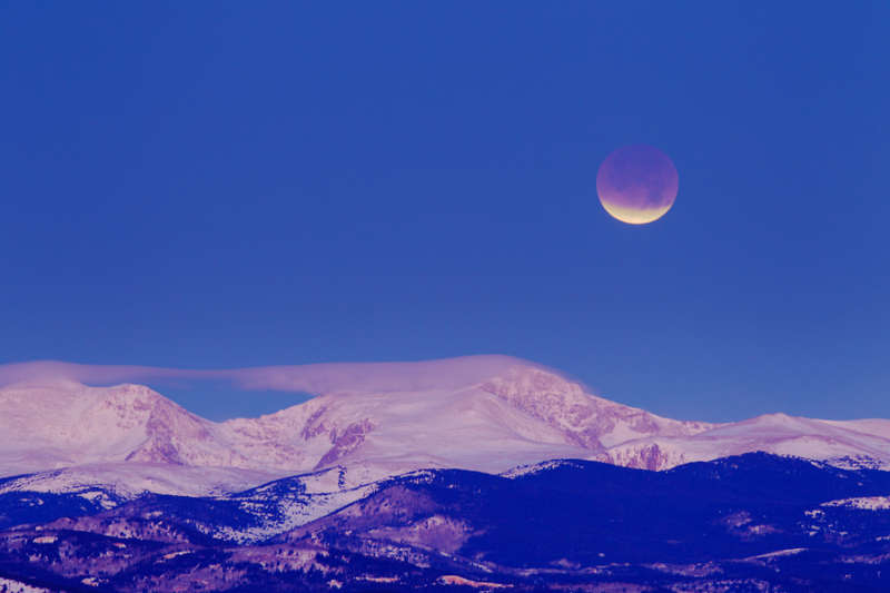Eclipsed Moon in the Morning