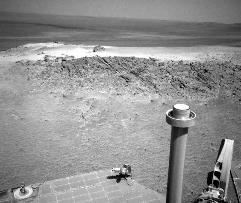 Марсоход Оппортюнити на склоне горы Грилис-Хевен