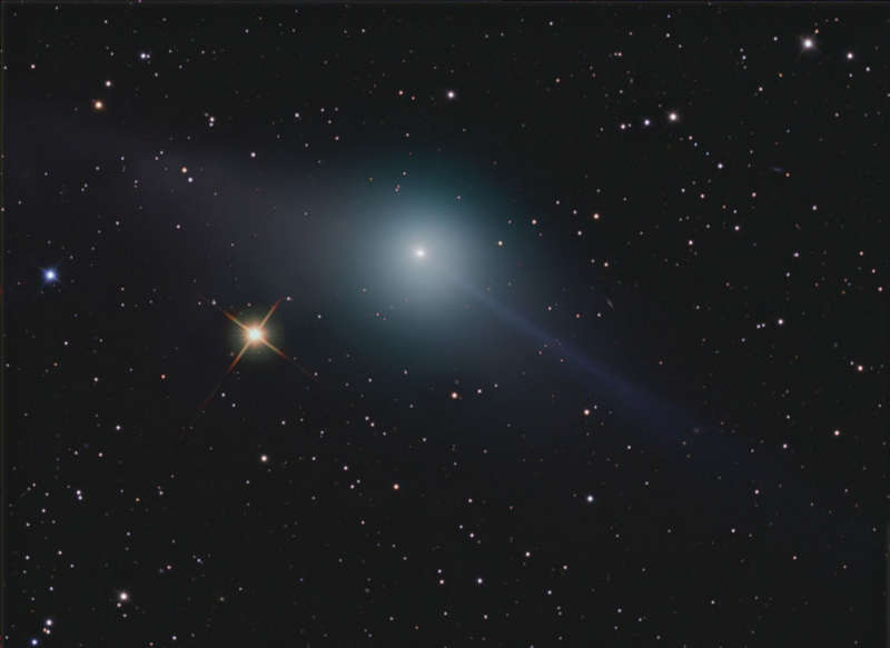 The Opposing Tails of Comet Garradd