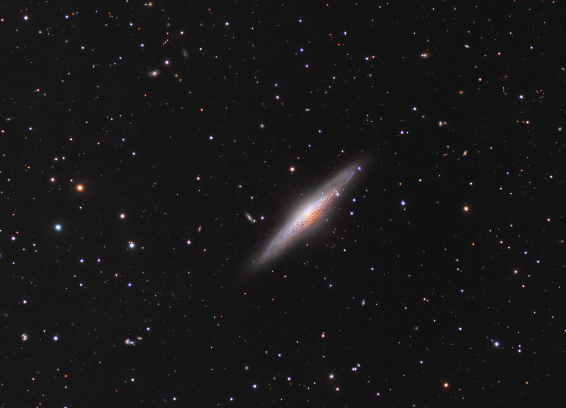 NGC 2683:  ,   