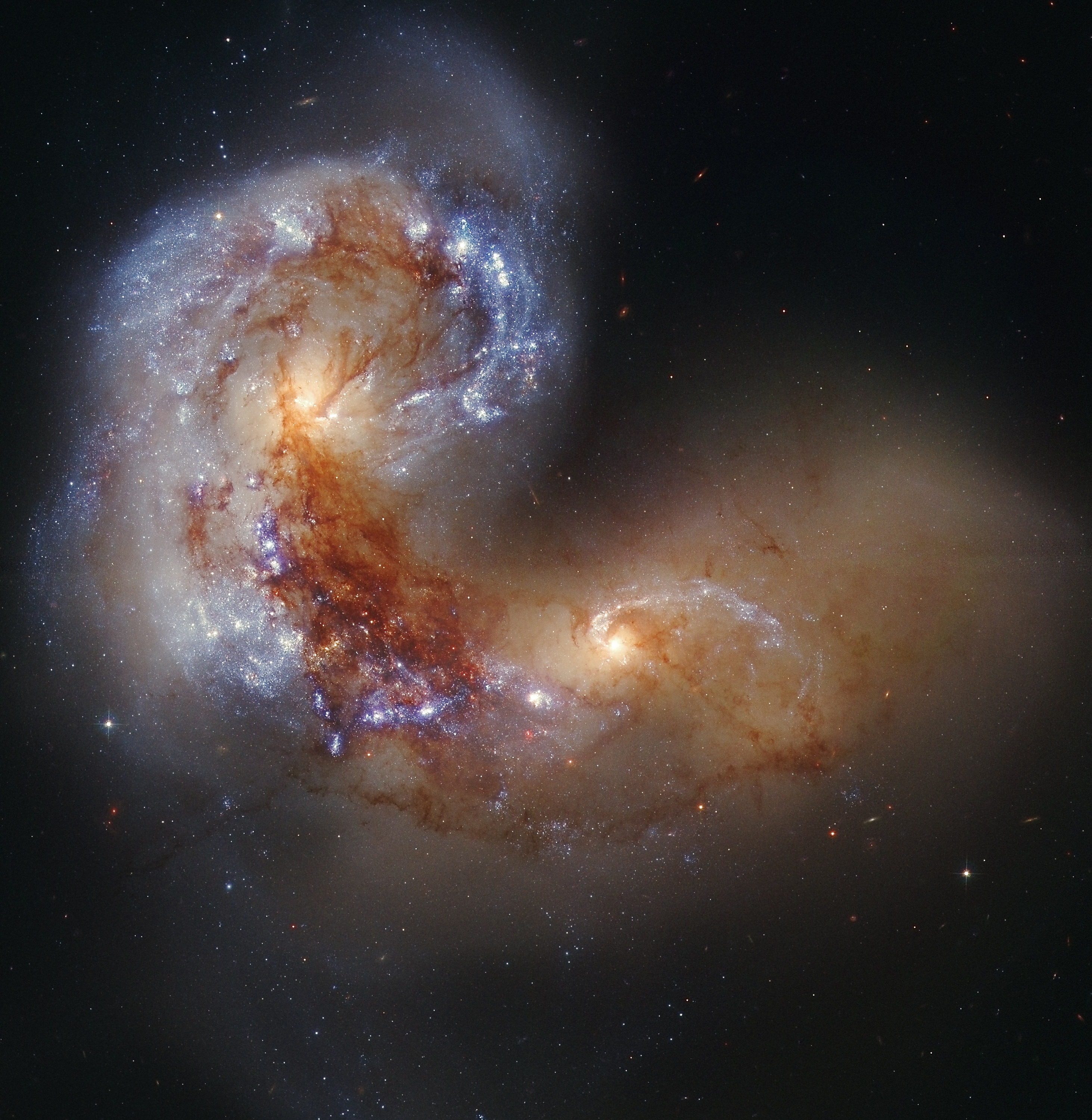   NGC 4038   