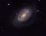 "Pashal'nyi krolik" podhodit k NGC 4725