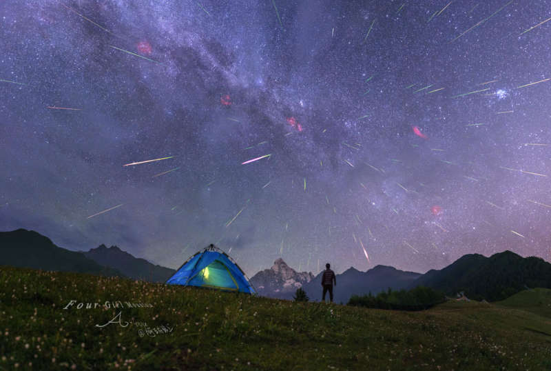 Meteors over Four Girl Mountains