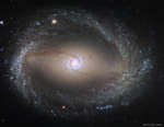 Спиральная галактика NGC 1512: внутреннее кольцо