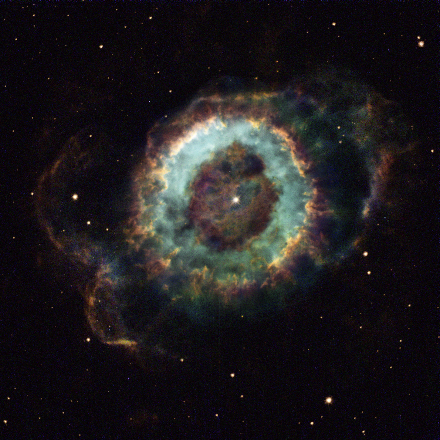 NGC 6369: tumannost' Malen'koe Prividenie