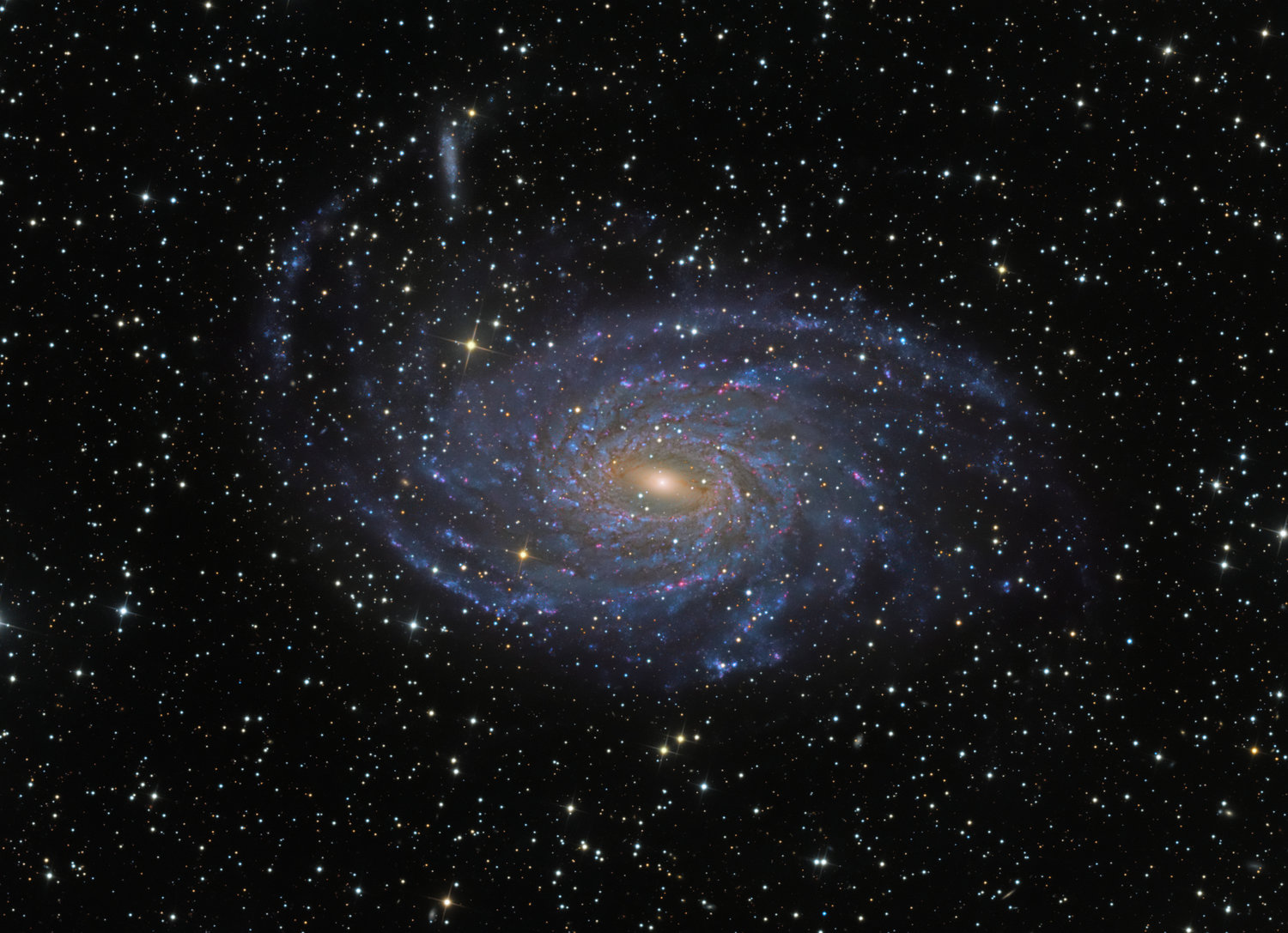   NGC 6744