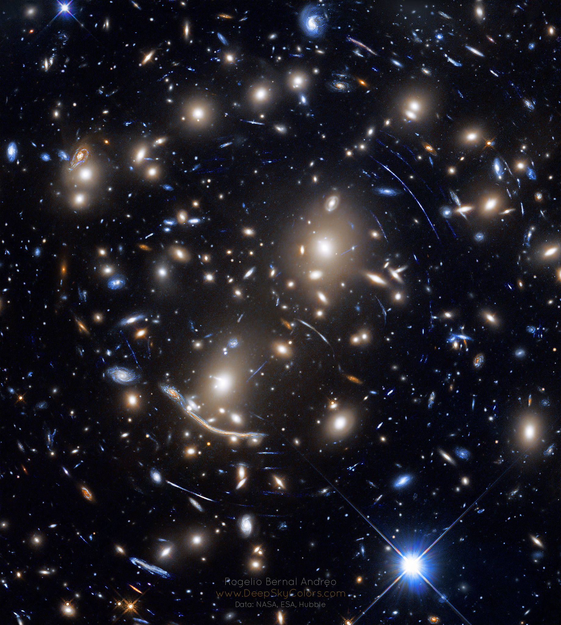 Eibell 370: skoplenie galaktik &ndash; gravitacionnaya linza