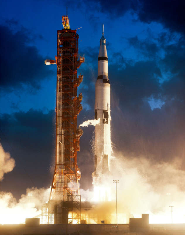http://images.astronet.ru/pubd/2019/11/09/0001534028/s67-50903_saturnVlaunch1024.jpg