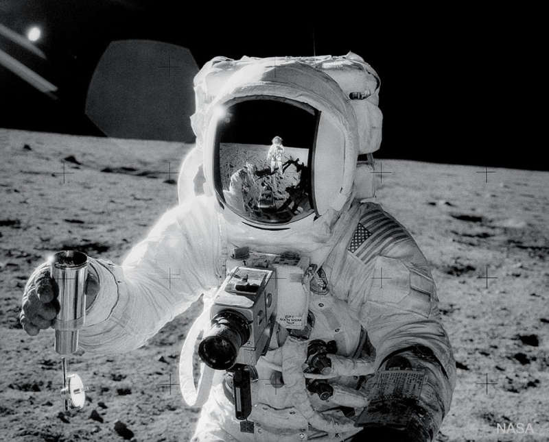 Apollo 12: Self Portrait