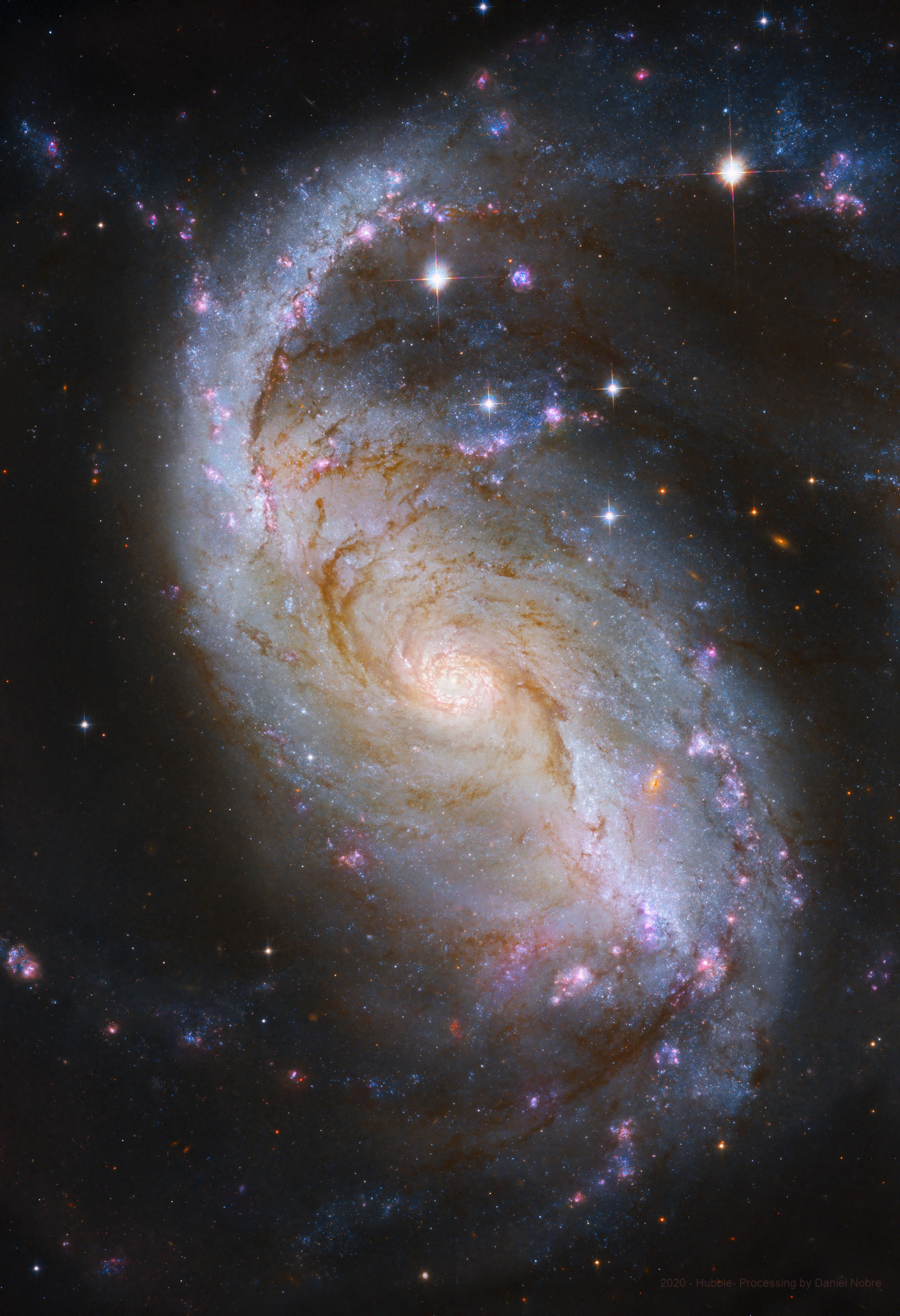 Spiral'naya galaktika s peremychkoi NGC 1672: vid v teleskop im.Habbla