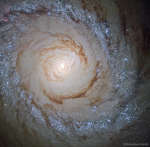 Галактика с вспышкой звездообразования М94