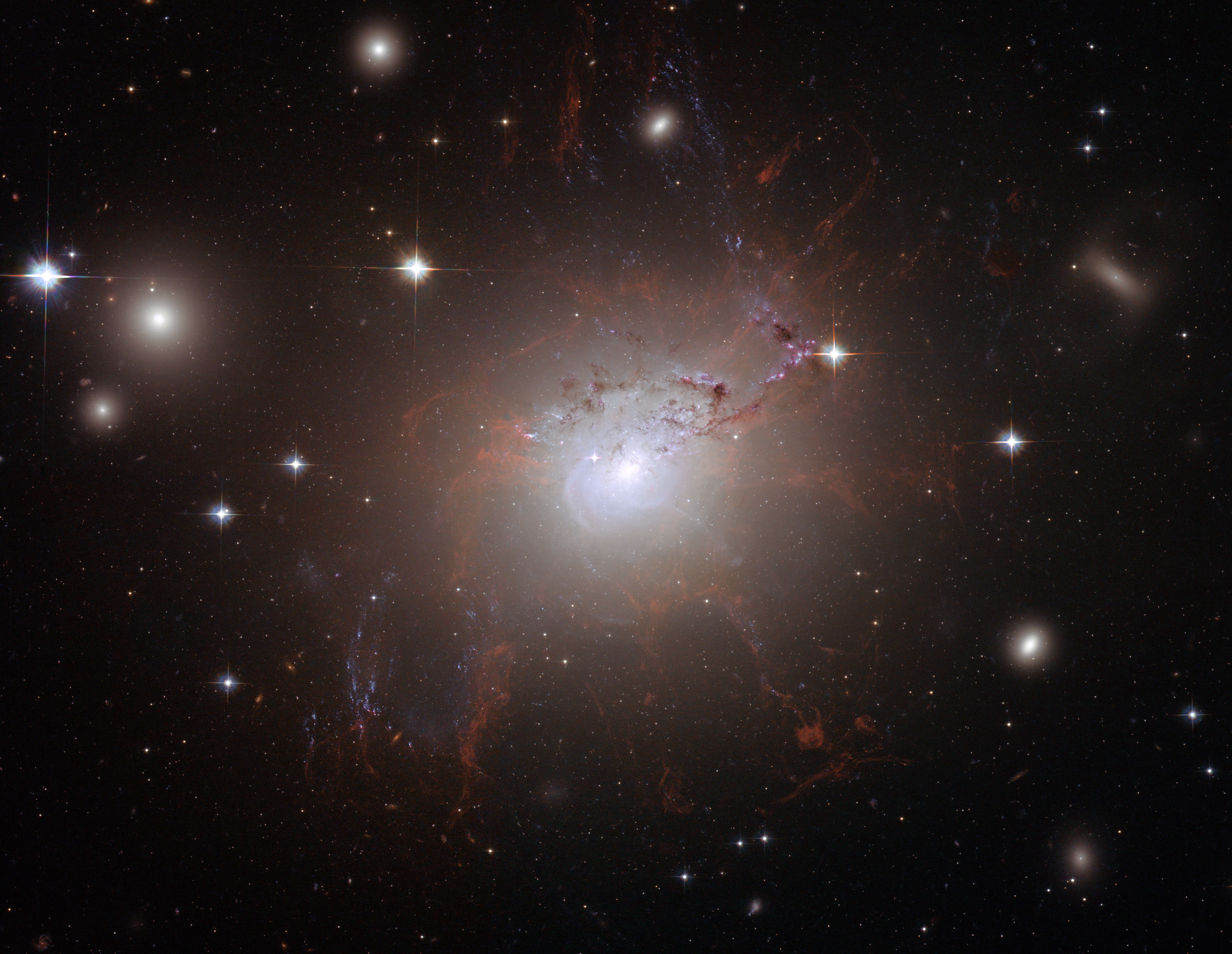 Активная галактика NGC 1275