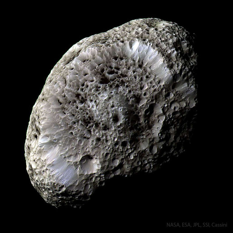 APOD: 2023 March 12 Б Saturns Hyperion: A Moon with Odd Craters