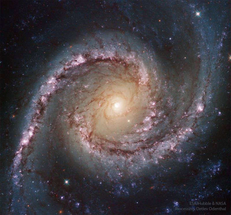 APOD: 2023 May 8 Б The Spanish Dancer Spiral Galaxy