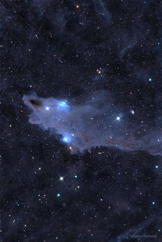 APOD: 2023 June 14 Б The Shark Nebula