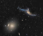 Гигантские галактики в Павлине