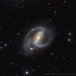 NGC 1097: спиральная галактика со сверхновой