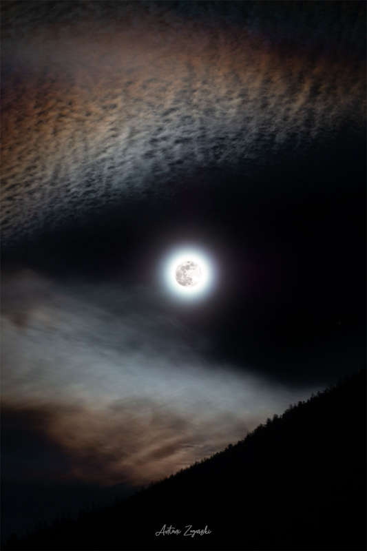 APOD: 2024 February 13  A January Wolf Moon