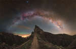 APOD: 2024 May 29  Stairway to the Milky Way
