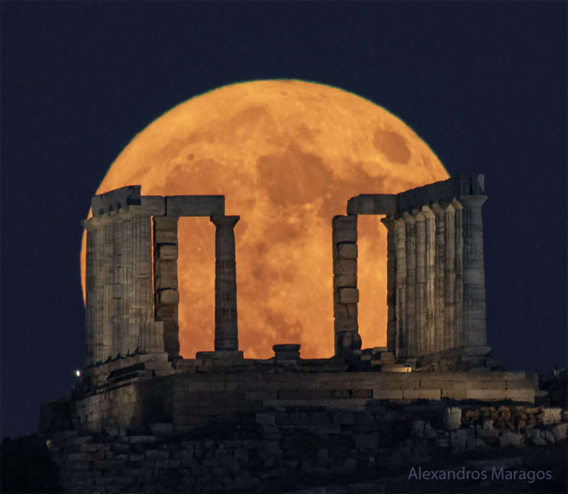 APOD: 2024 August 20  Supermoon Beyond the Temple of Poseidon