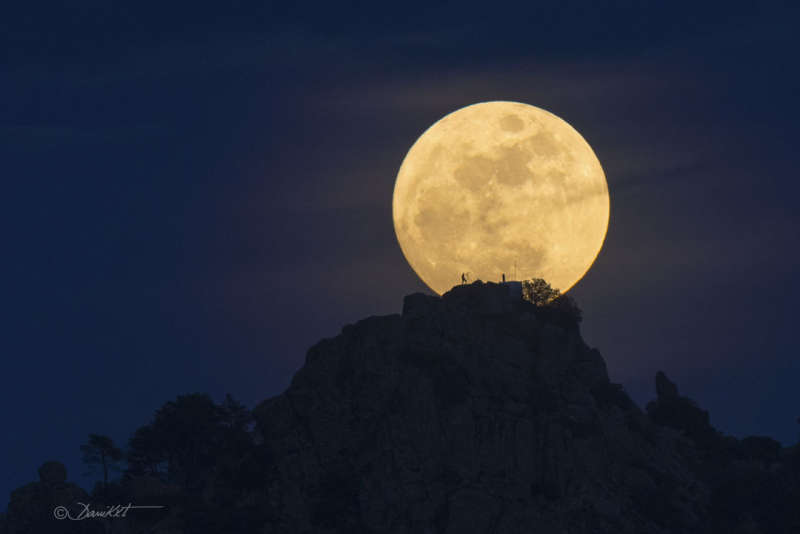 APOD: 2024 September 15  Find the Man in the Moon