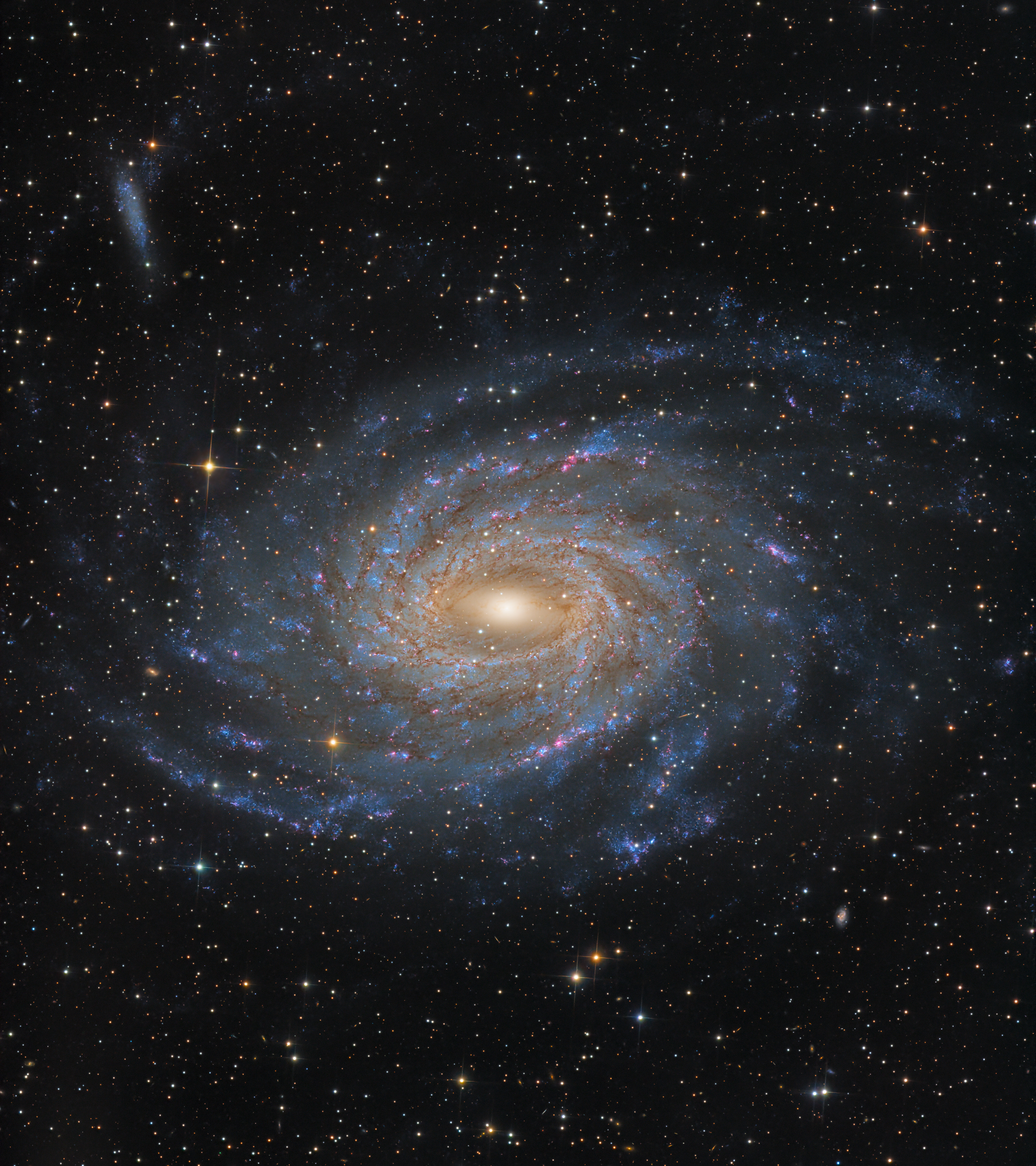   NGC 6744