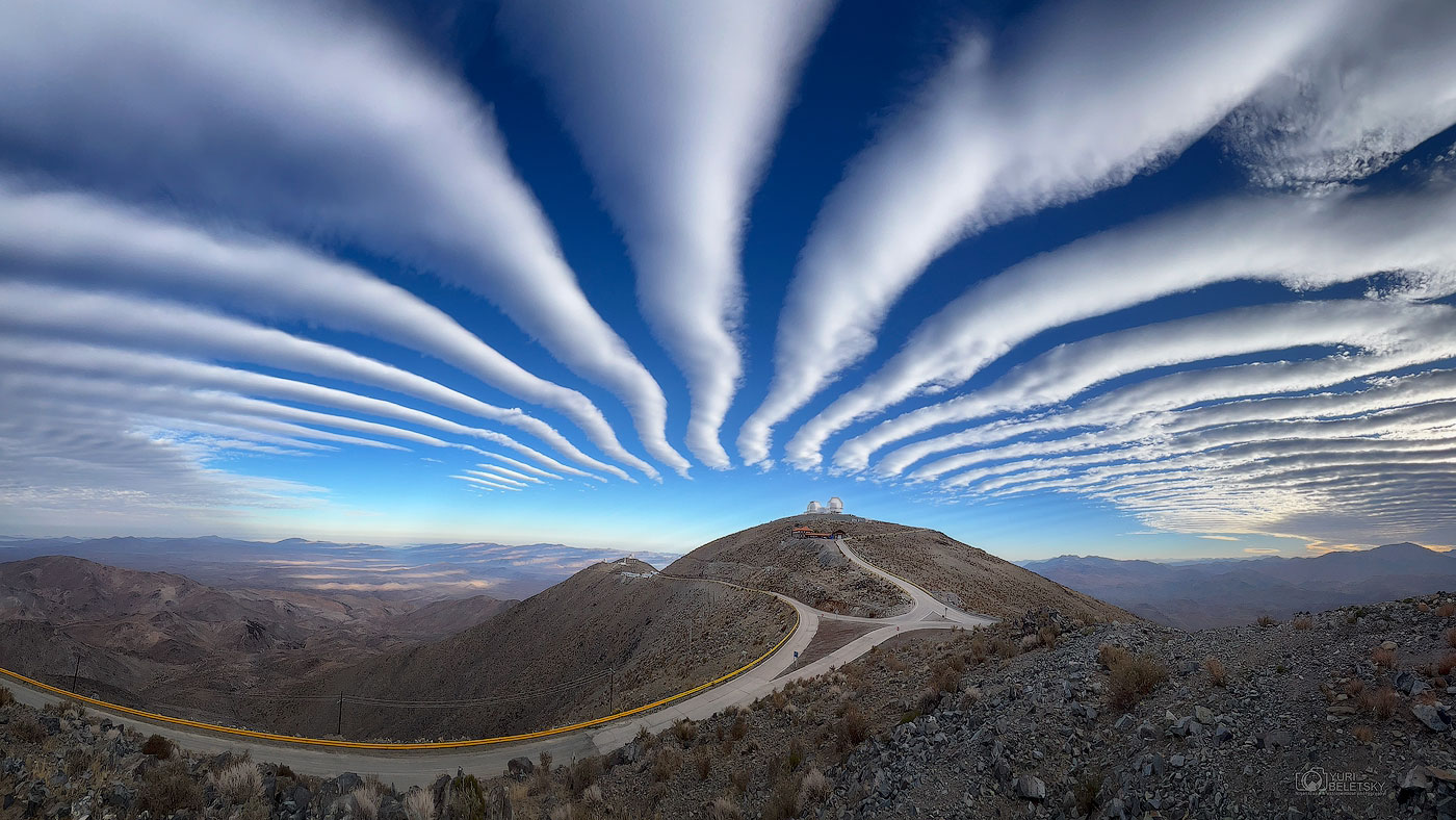 APOD: 2024 November 19 B Undulatus Clouds over Las Campanas Observatory