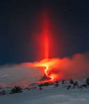 Stolb sveta nad vulkanom Etna