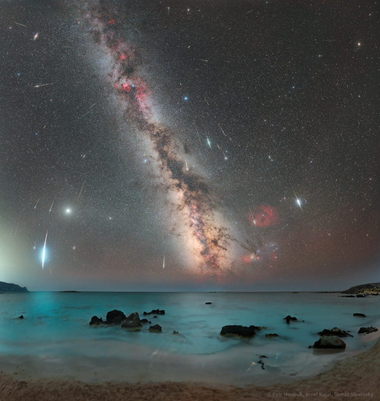 APOD: 2025 July 25  Twelve Years of Kappa Cygnids